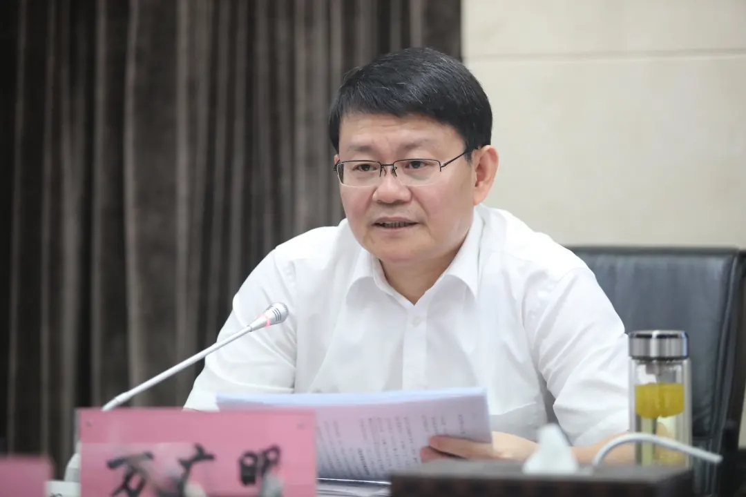 万广明在南昌都会建设投资集团调研