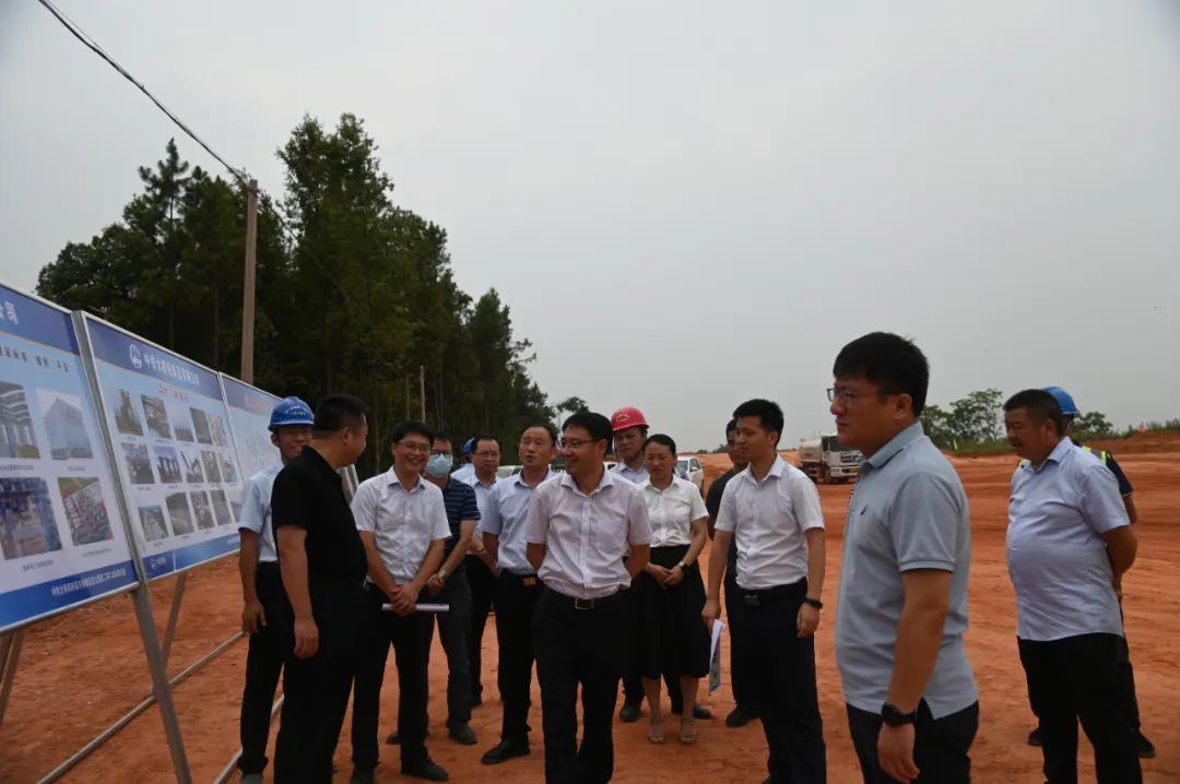 副市长江新洪调研西二环高速项目建设情形